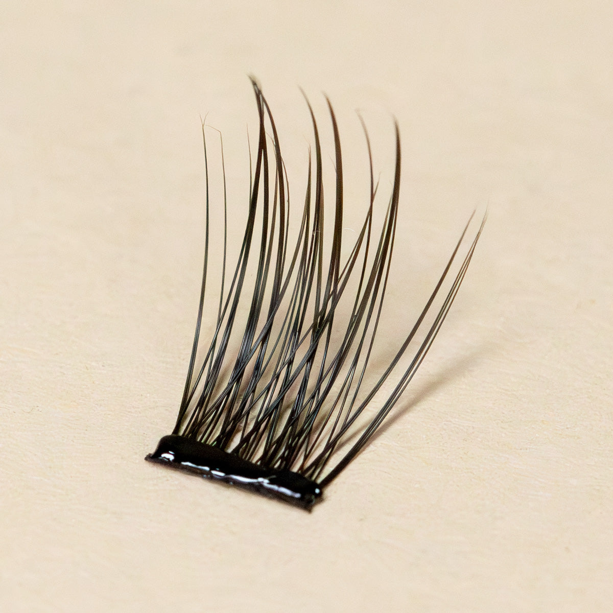 Starterkit Pre-Glued Light Volume - Press-On Lashes